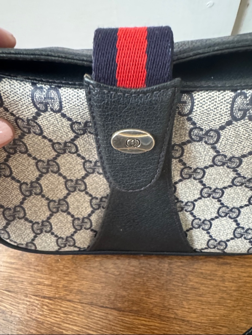 Gucci Beige Navy Crossbody with Black Trim and Red Accent
9”x 6” x 2 1/2” - Picture 4 of 6